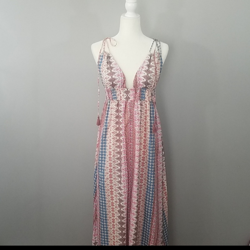 SOLD Lulu's Maxine Relaxin Maxi Dress - Picture 11 of 12